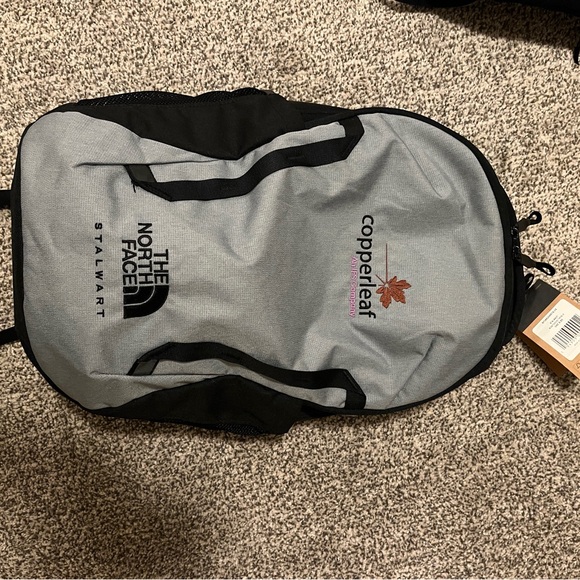 The North Face Gray and Black Backpack New With Tags - Picture 1 of 2